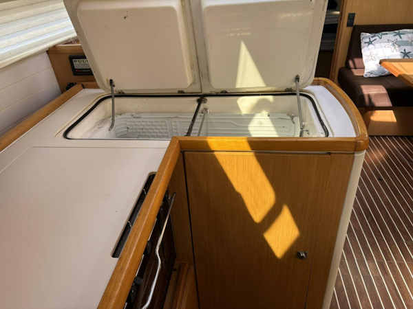 Bavaria-Vision 46 2012 -Annapolis-Maryland-United States-Top/Side load Frid/Freezer-5410553