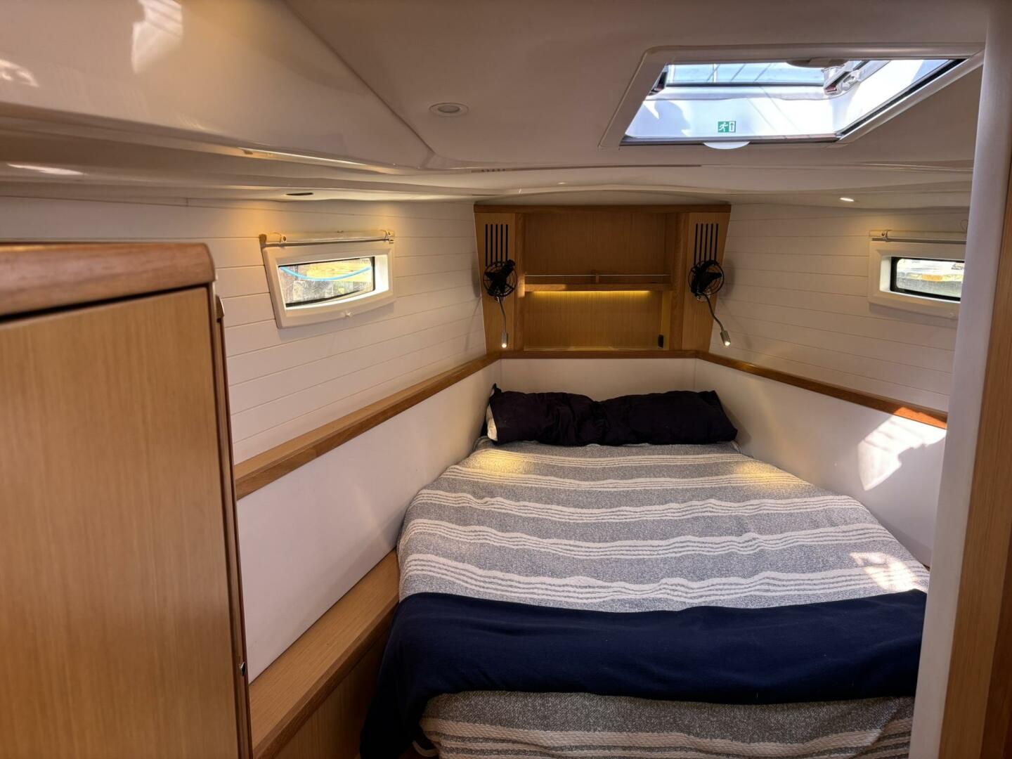Bavaria-Vision 46 2012 -Annapolis-Maryland-United States-Master Stateroom-5410575 | Thumbnail