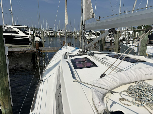 Bavaria-Vision 46 2012 -Annapolis-Maryland-United States-5410572