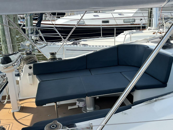 Bavaria-Vision 46 2012 -Annapolis-Maryland-United States-Sunbed-5410548