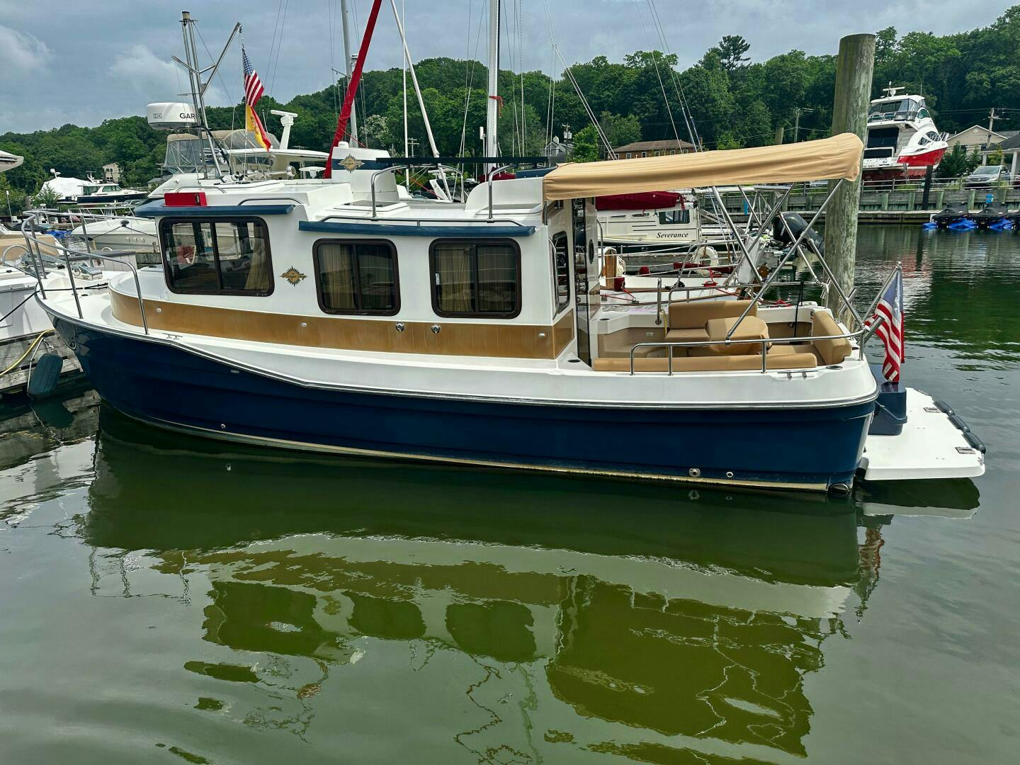 American Tug-R-27 2014-Tuggernaut Glen Cove-New York-United States-5413420