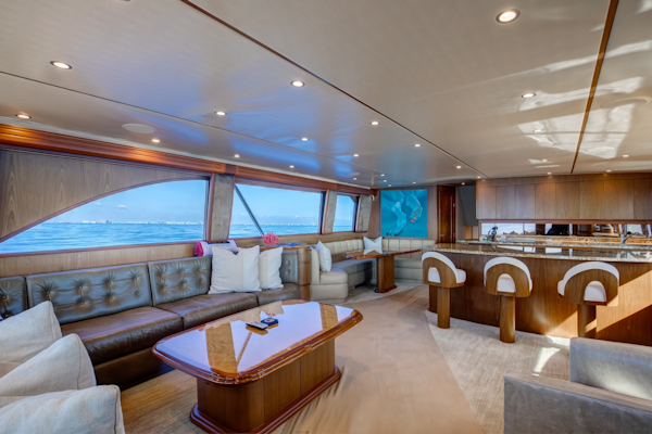 Viking-82 Convertible 2010-Done Deal Fort Lauderdale-Florida-United States-Viking 82  Done Deal  Salon-6012505