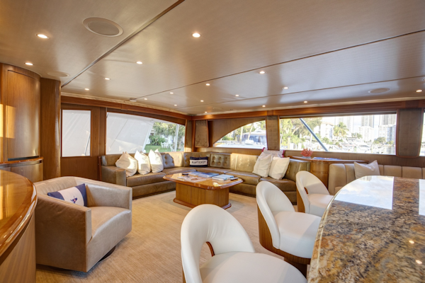 Viking-82 Convertible 2010-Done Deal Fort Lauderdale-Florida-United States-Viking 82  Done Deal  Salon-6012491