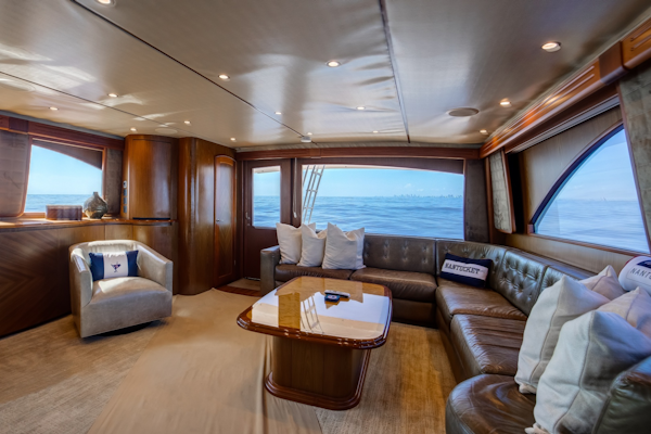 Viking-82 Convertible 2010-Done Deal Fort Lauderdale-Florida-United States-Viking 82  Done Deal  Salon-6012503