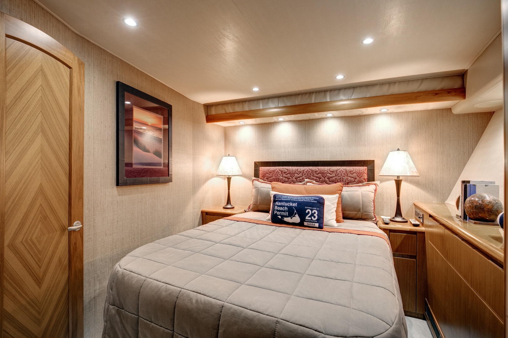 Viking-82 Convertible 2010-Done Deal Fort Lauderdale-Florida-United States-Viking 82  Done Deal   Stateroom-6012523 | Thumbnail