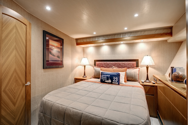 Viking-82 Convertible 2010-Done Deal Fort Lauderdale-Florida-United States-Viking 82  Done Deal   Stateroom-6012523