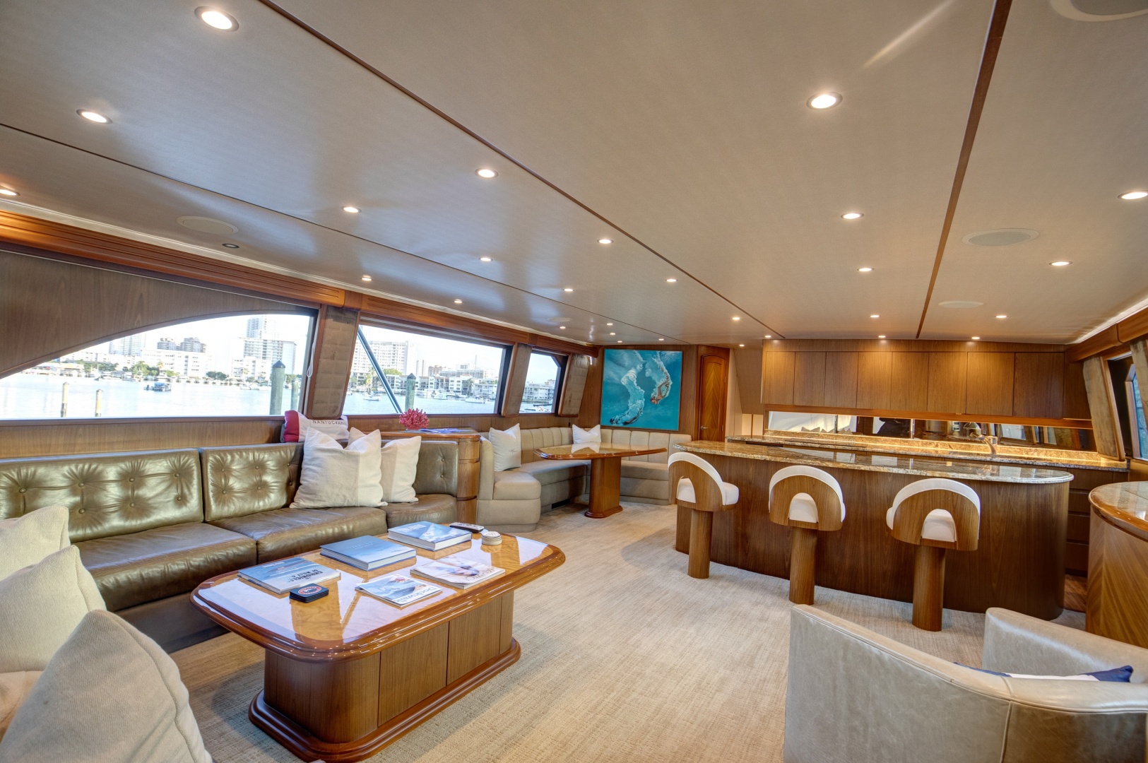 Viking-82 Convertible 2010-Done Deal Fort Lauderdale-Florida-United States-Viking 82  Done Deal  Salon-6012495 | Thumbnail