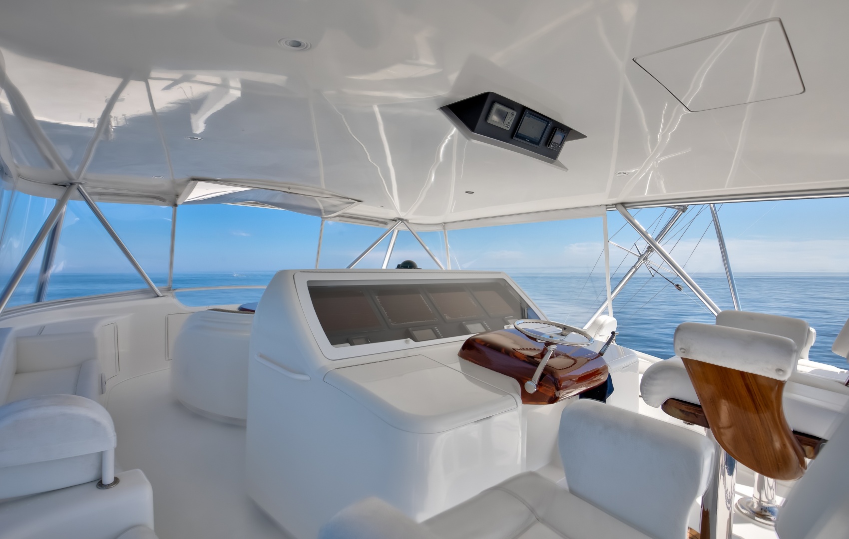 Viking-82 Convertible 2010-Done Deal Fort Lauderdale-Florida-United States-Viking 82  Done Deal   Flybridge-6012532 | Thumbnail