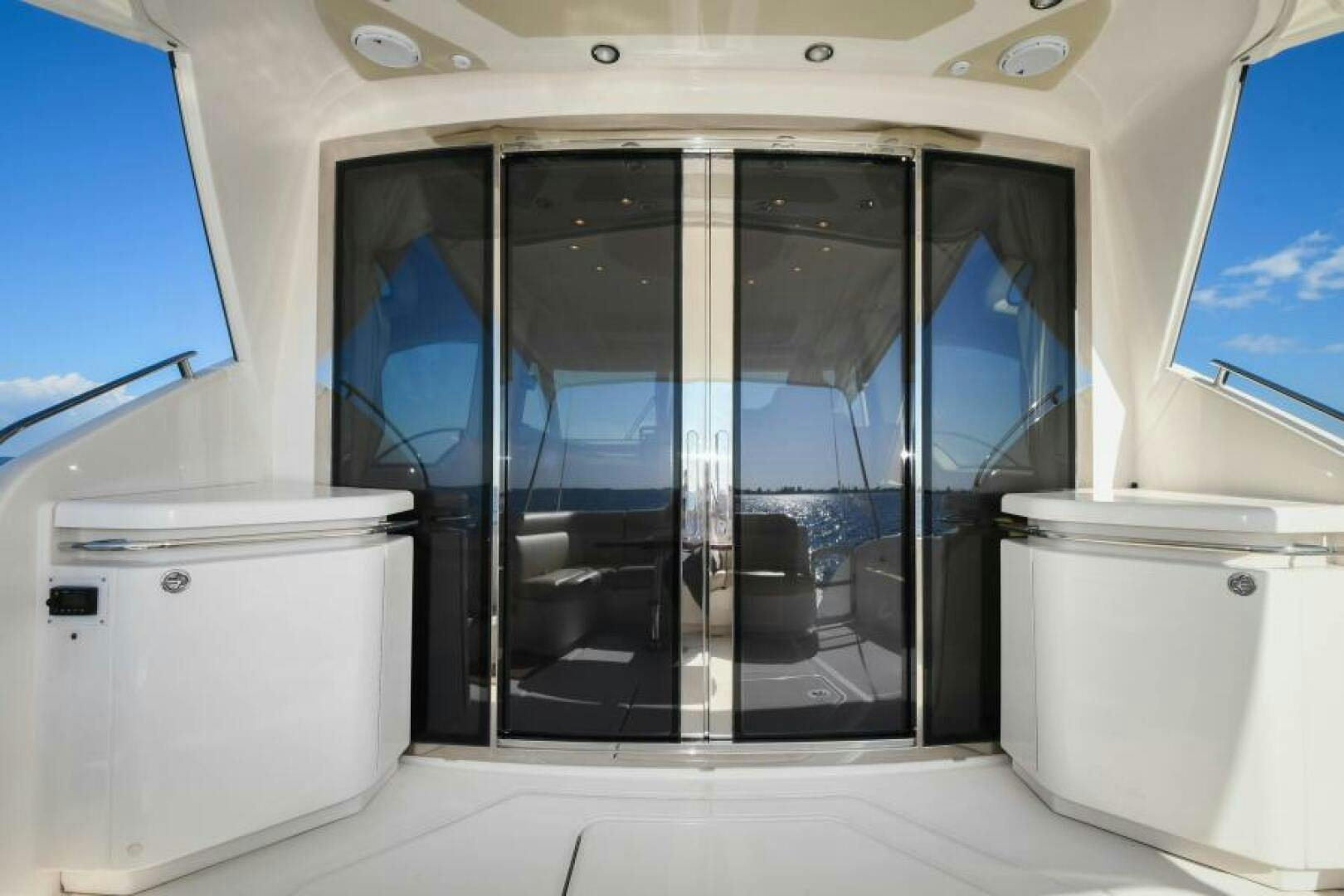 Tiara Yachts-5800 Sovran 2008-DreamScape St Petersburg-Florida-United States-2008 58 Tiara Yachts Sovran  Dreamscape  Cockpit Forward-5420978