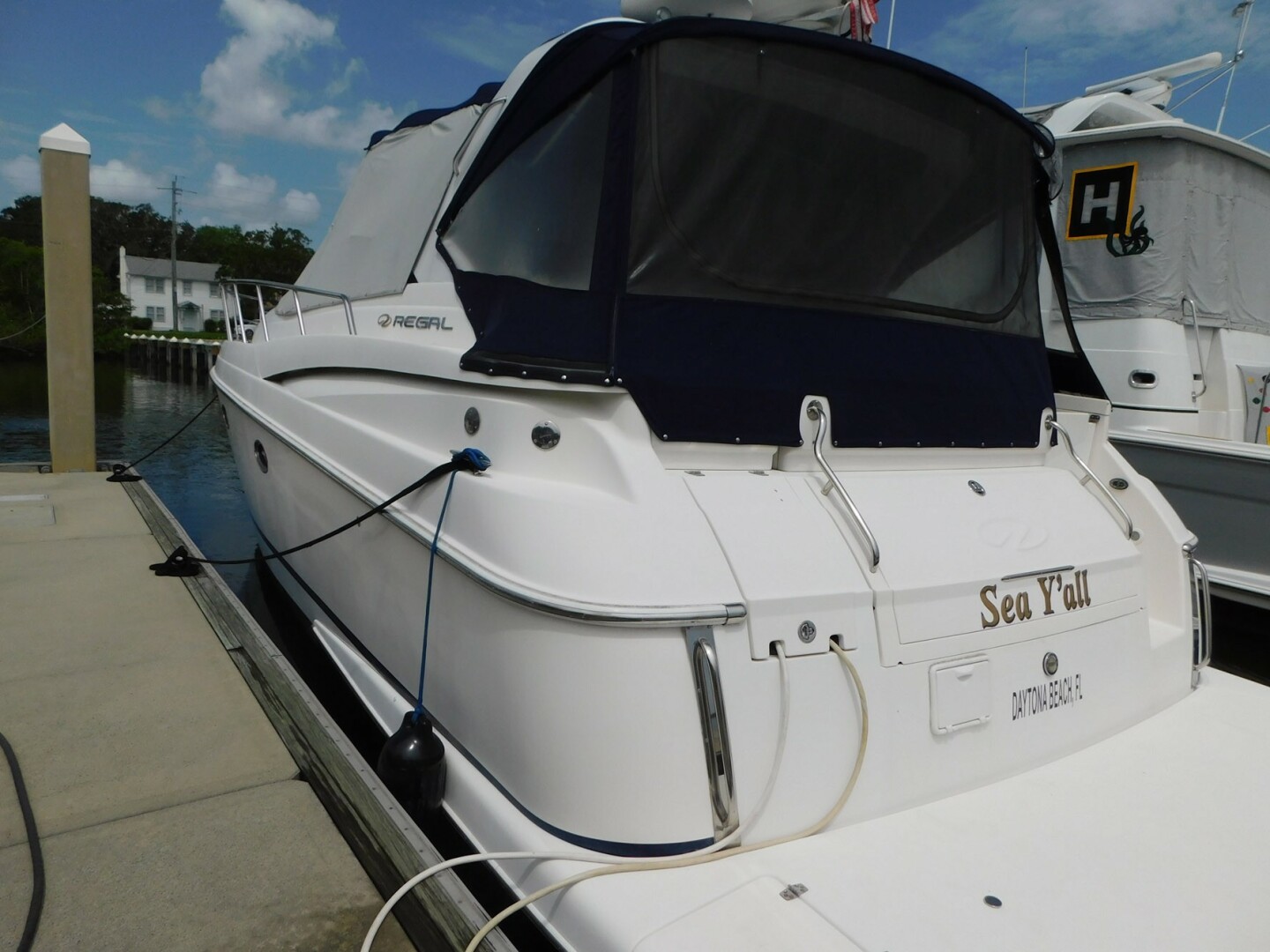 Regal-Commodore 3860 2004-Sea YAll Daytona Beach-Florida-United States-5421813 | Thumbnail