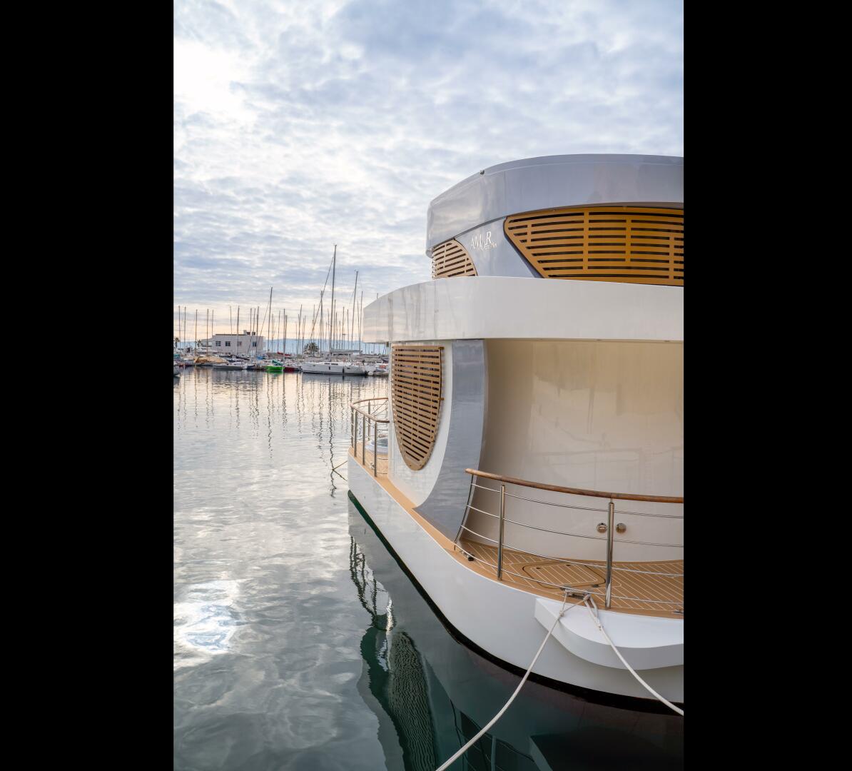 Oasis-39 Meu 2025-Oasis Meu Amor Split-Croatia-5422990 | Thumbnail