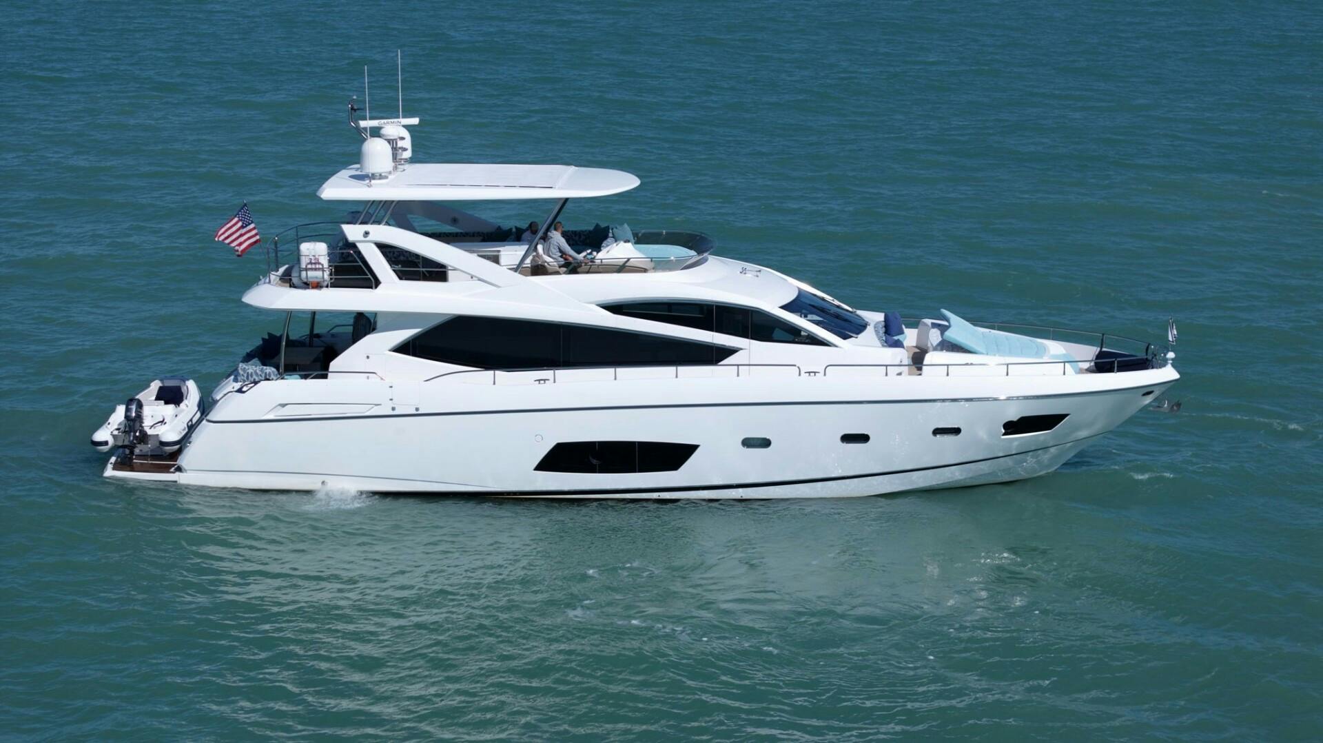 Sunseeker-73 Manhattan 2013 -Naples-Florida-United States-5426206