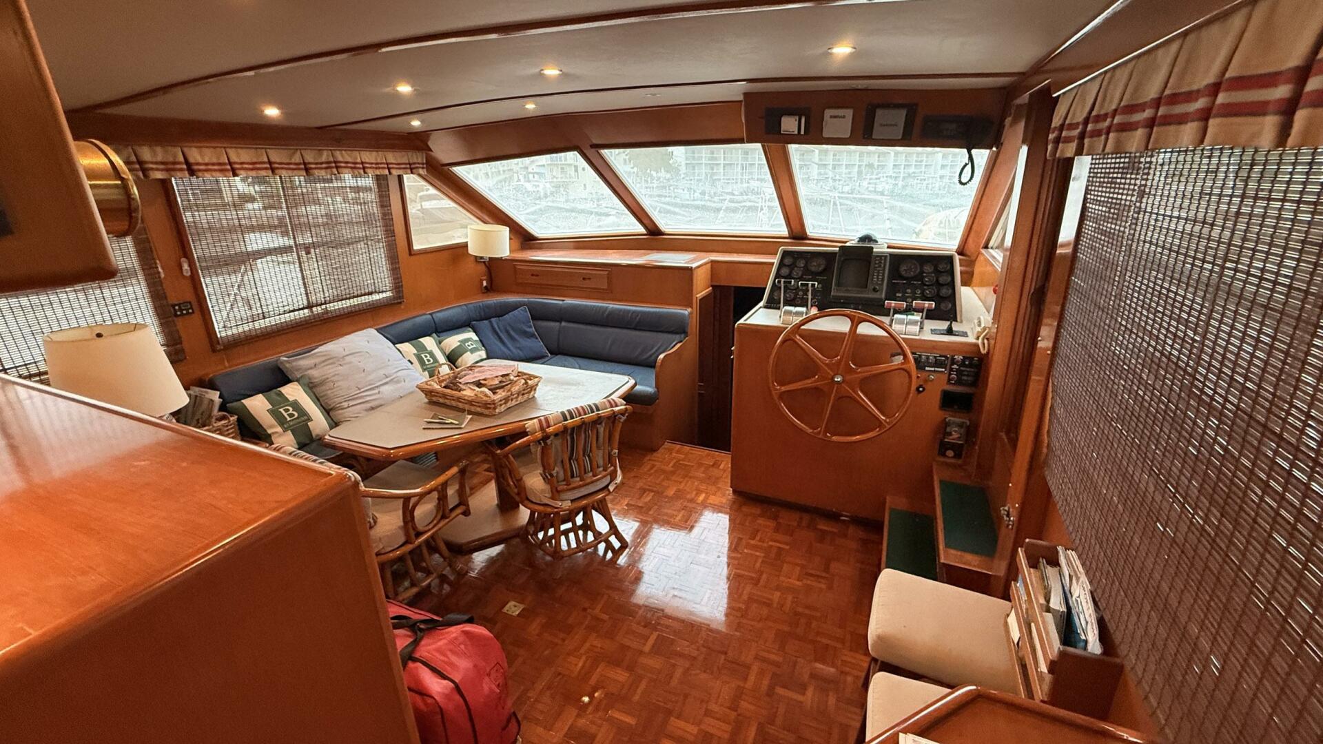 Ocean Alexander-546 1995-Destination St. Petersburg-Florida-United States-5427440 | Thumbnail