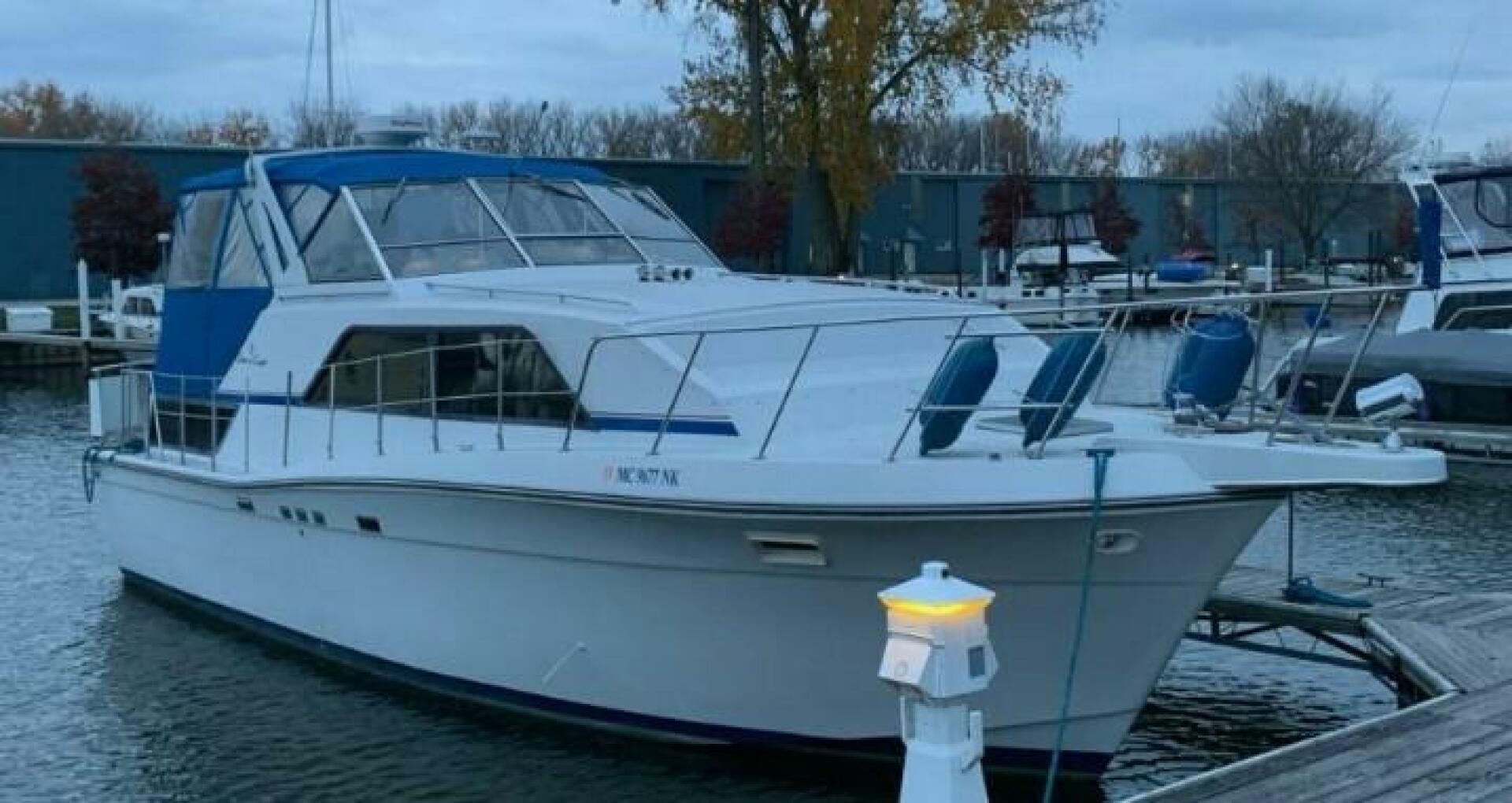 Chris-Craft-381 Catalina 1988 -Bay City-Michigan-United States-5427836 | Thumbnail