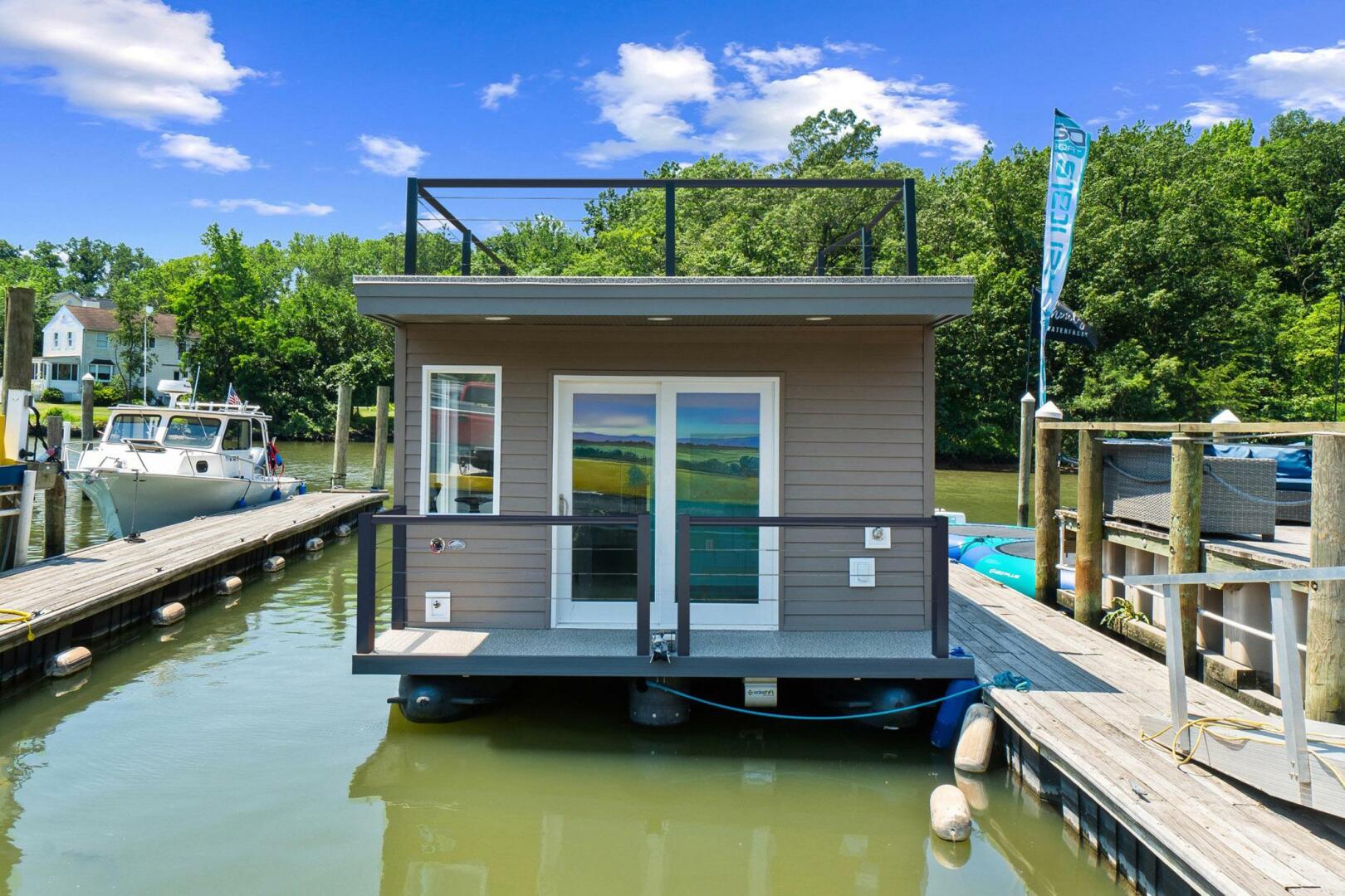 Custom-Hanks 40 Houseboat 2025 -Essex-Maryland-United States-5433260 | Thumbnail