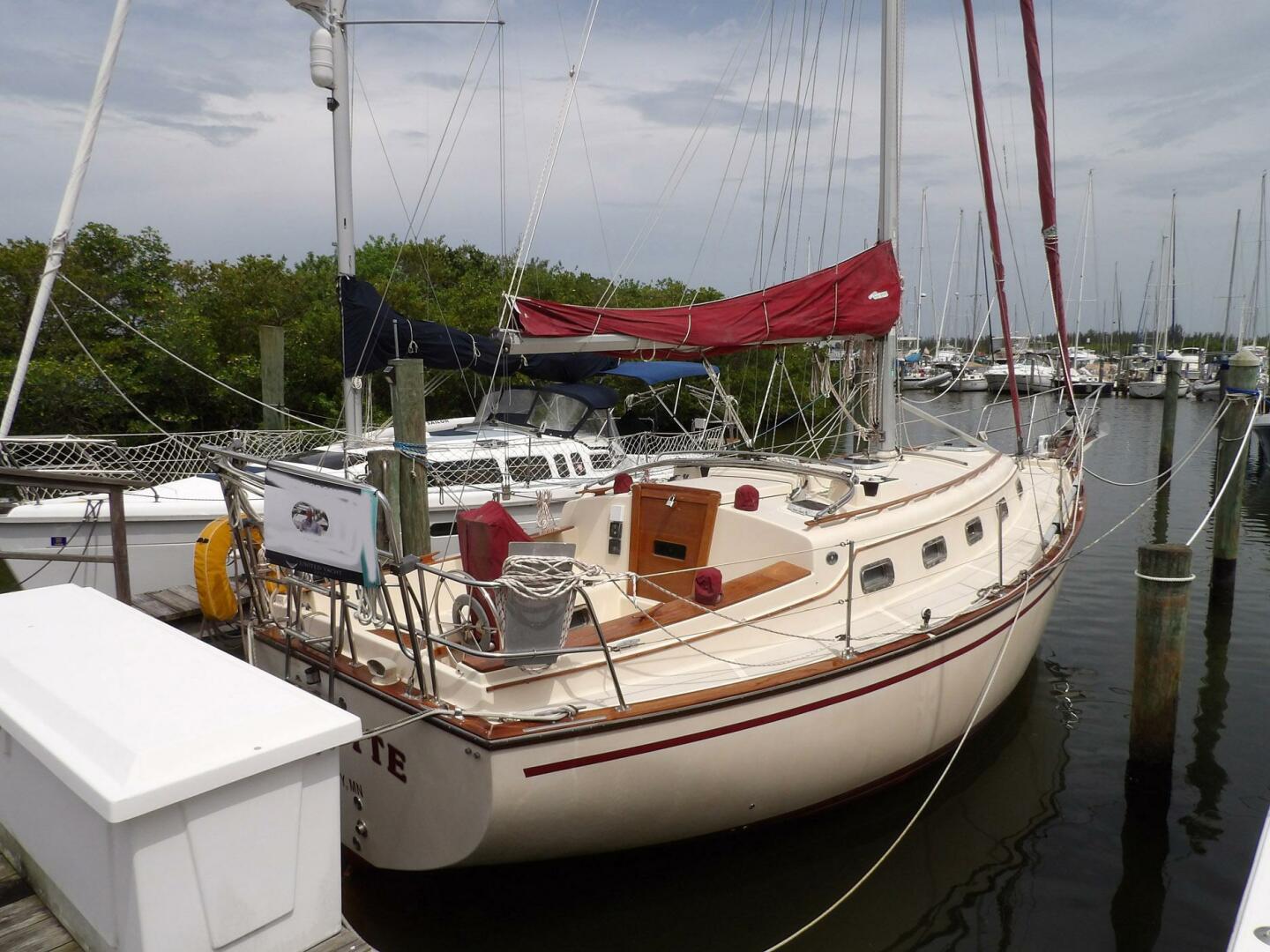 Island Packet-32 1990-OVERBYTE Fort Pierce-Florida-United States-5455876 | Thumbnail