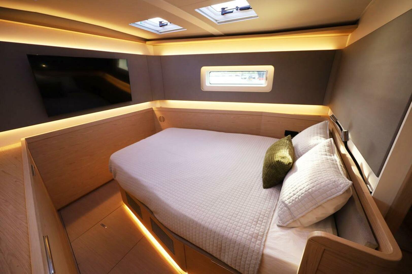 Beneteau-Oceanis 60 2023-CADUCEUS Charleston-South Carolina-United States-Forward Cabin To Starboard-5457684 | Thumbnail