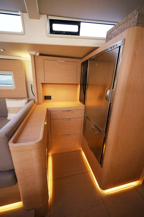 Beneteau-Oceanis 60 2023-CADUCEUS Charleston-South Carolina-United States-Galley To Port-5457686