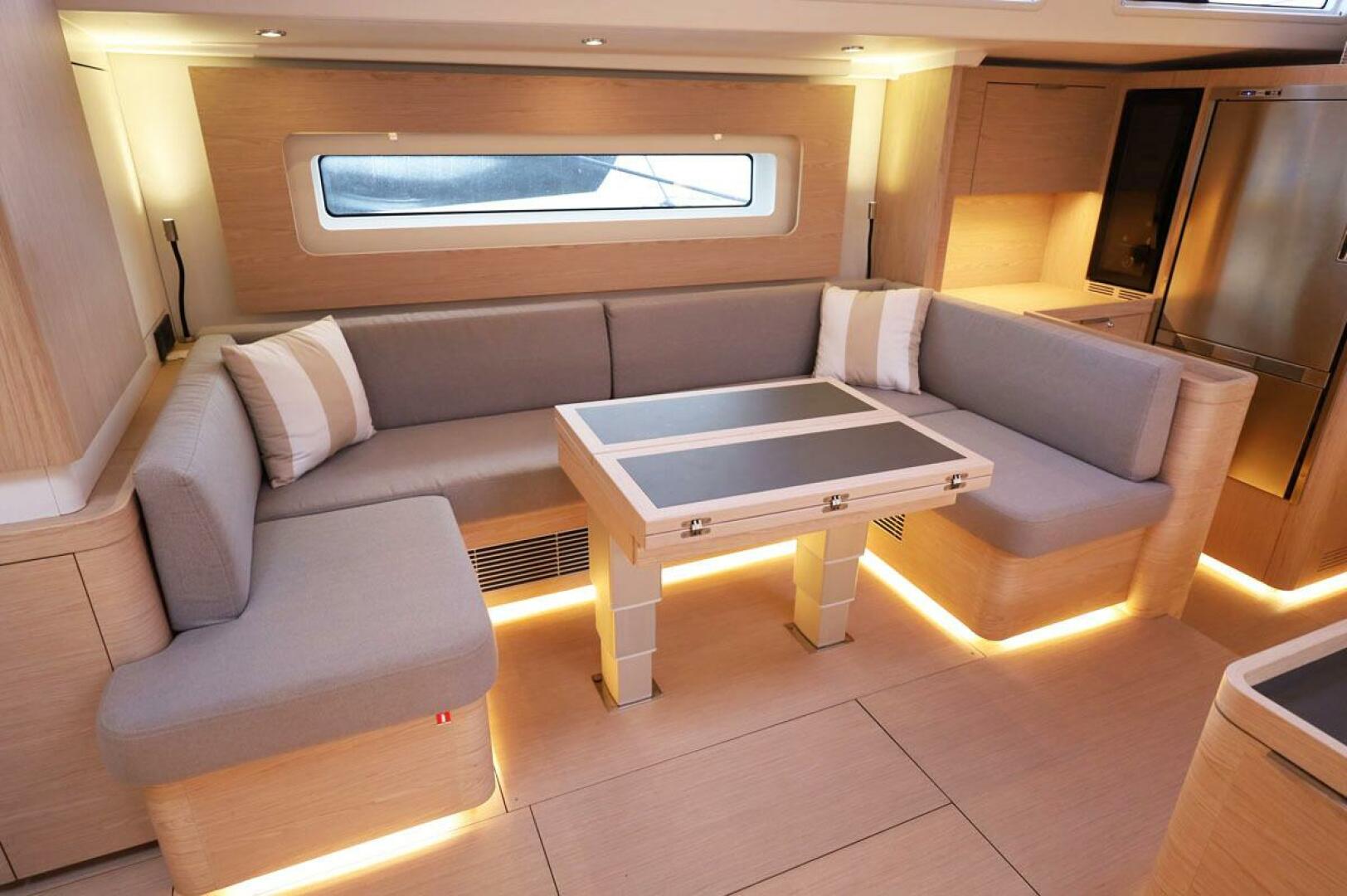 Beneteau-Oceanis 60 2023-CADUCEUS Charleston-South Carolina-United States-Salon Dining Settee-5457694 | Thumbnail
