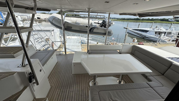 Leopard-43 Powercat 2018-Frida Cat St. Augustine-Florida-United States-2018 Leopard Power Cat Stern-5476074