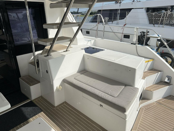 Leopard-43 Powercat 2018-Frida Cat St. Augustine-Florida-United States-2018 Leopard Power Cat Stern Stairs to Flybridge-5476070