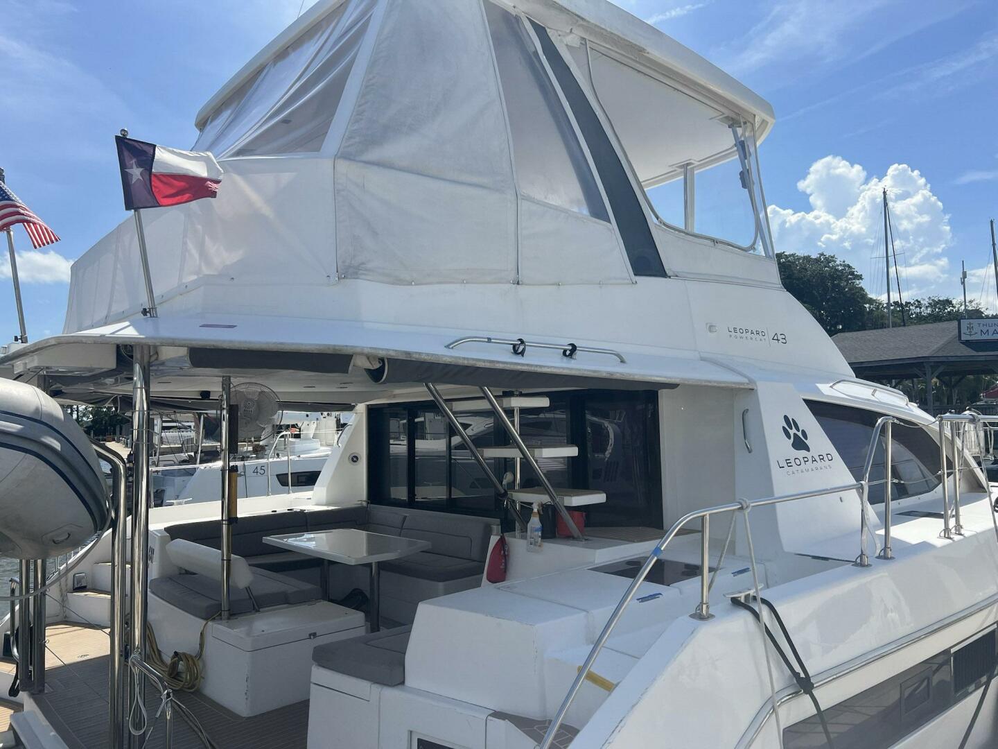 Leopard-43 Powercat 2018-Frida Cat St. Augustine-Florida-United States-2018 Leopard Power Cat Stern Seating-5476065 | Thumbnail