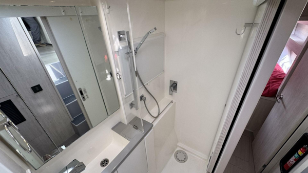 Leopard-43 Powercat 2018-Frida Cat St. Augustine-Florida-United States-2018 Leopard Power Cat Port Side Head-5476088