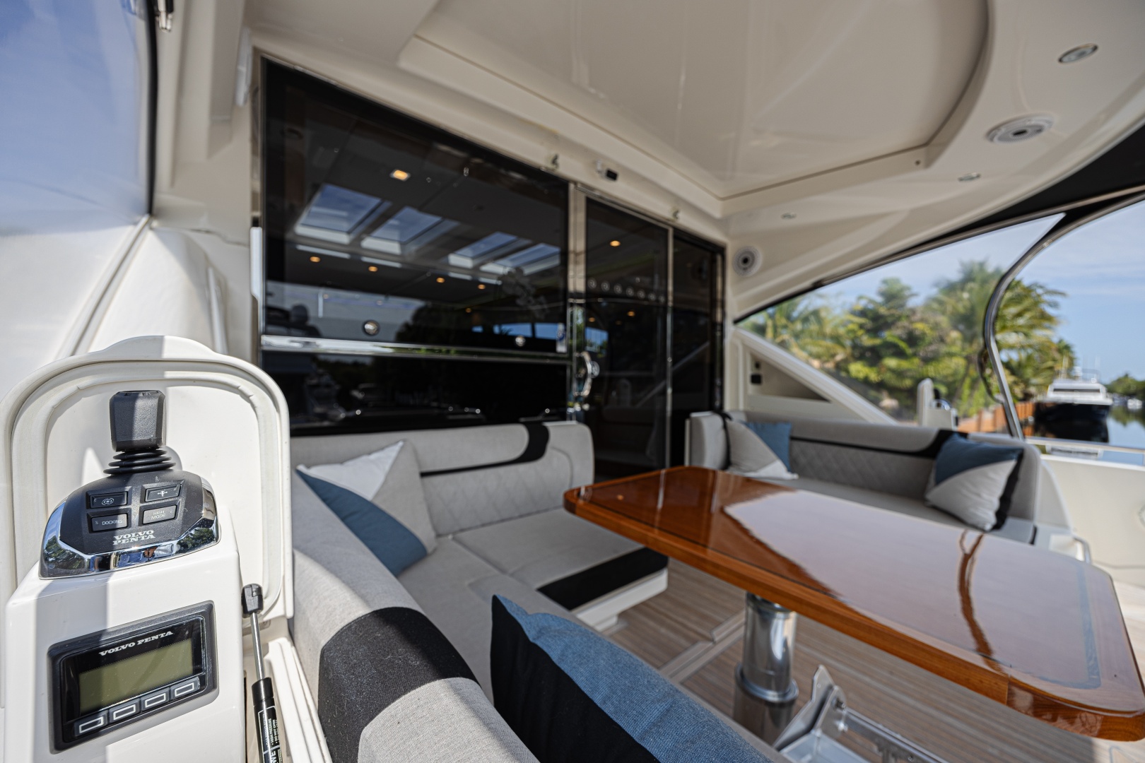 Riviera-6000 Motor Yacht 2021 -Marathon-Florida-United States-6073746 | Thumbnail