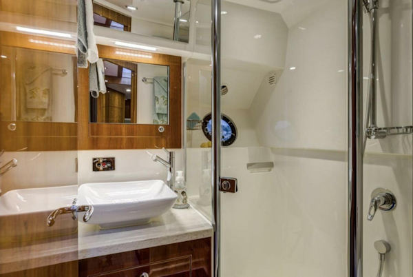 Riviera-5000 Sport Yacht 2016-Pronto Mystic-Connecticut-United States-5476963