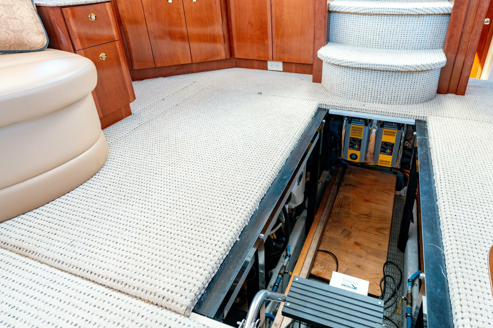 Meridian-459 MY 2008 -Vancouver-British Columbia-Canada-5479451 | Thumbnail