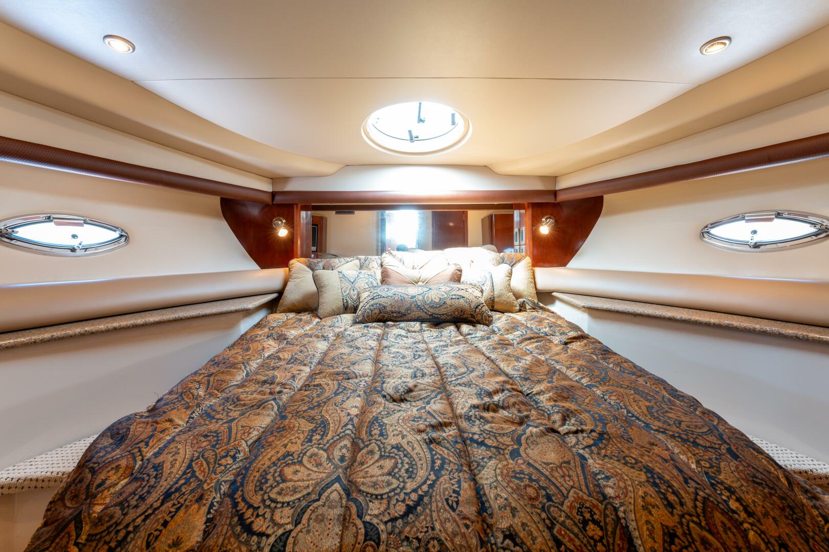 Meridian-459 MY 2008 -Vancouver-British Columbia-Canada-5479384 | Thumbnail