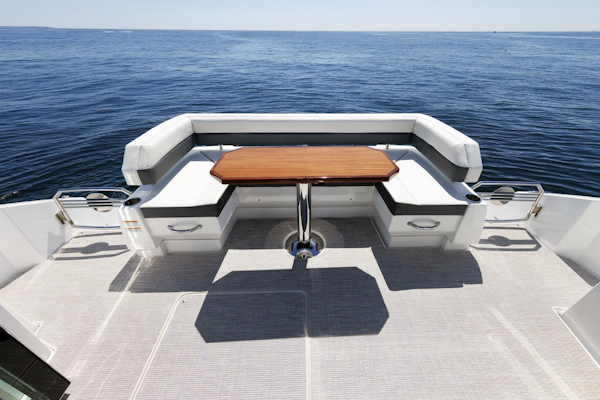 Cruisers Yachts 2021-Wicked Nauti Danvers-Massachusetts-United States-Cockpit-5482682