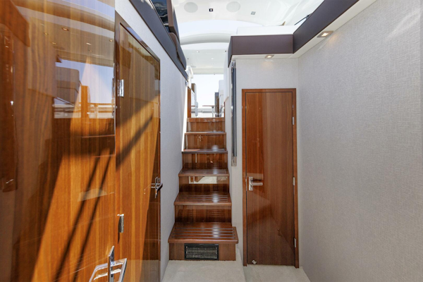 Cruisers Yachts 2021-Wicked Nauti Danvers-Massachusetts-United States-Companionway-5482699