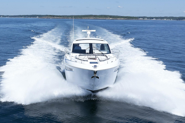 Cruisers Yachts 2021-Wicked Nauti Danvers-Massachusetts-United States-Running   Bow-5482735