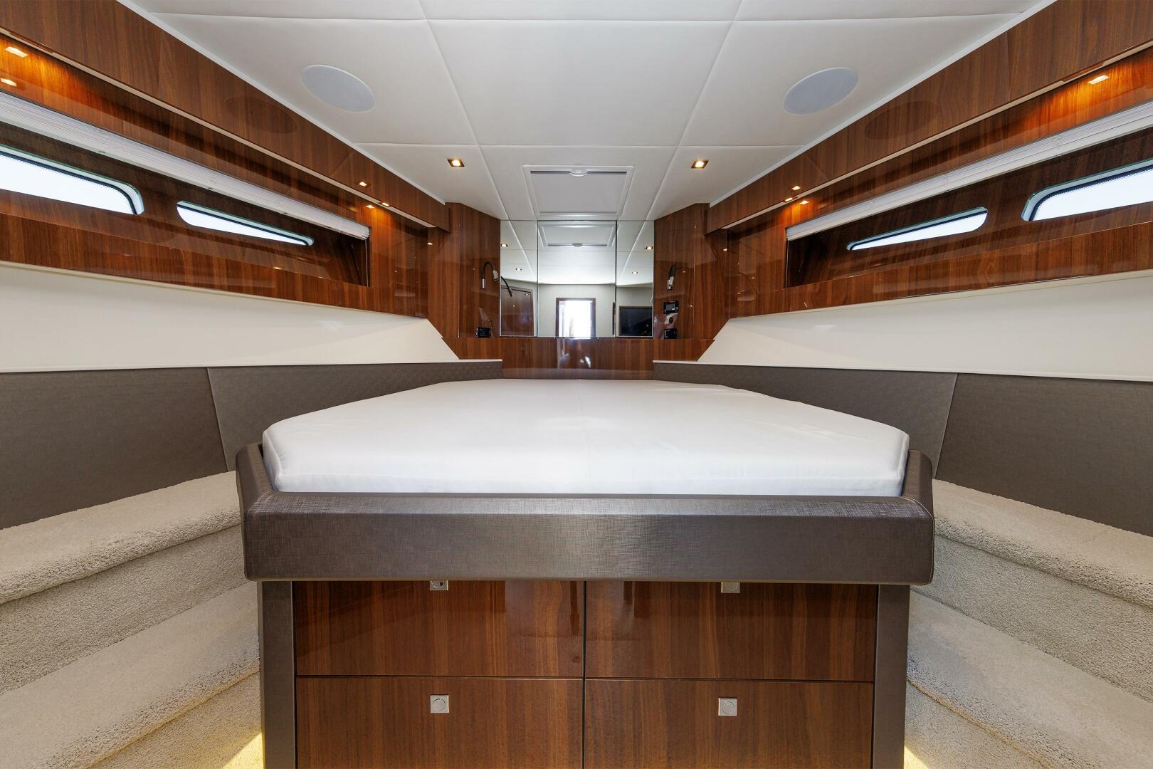 Cruisers Yachts 2021-Wicked Nauti Danvers-Massachusetts-United States-VIP Berth-5482706 | Thumbnail