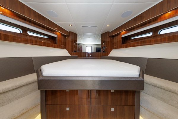 Cruisers Yachts 2021-Wicked Nauti Danvers-Massachusetts-United States-VIP Berth-5482706