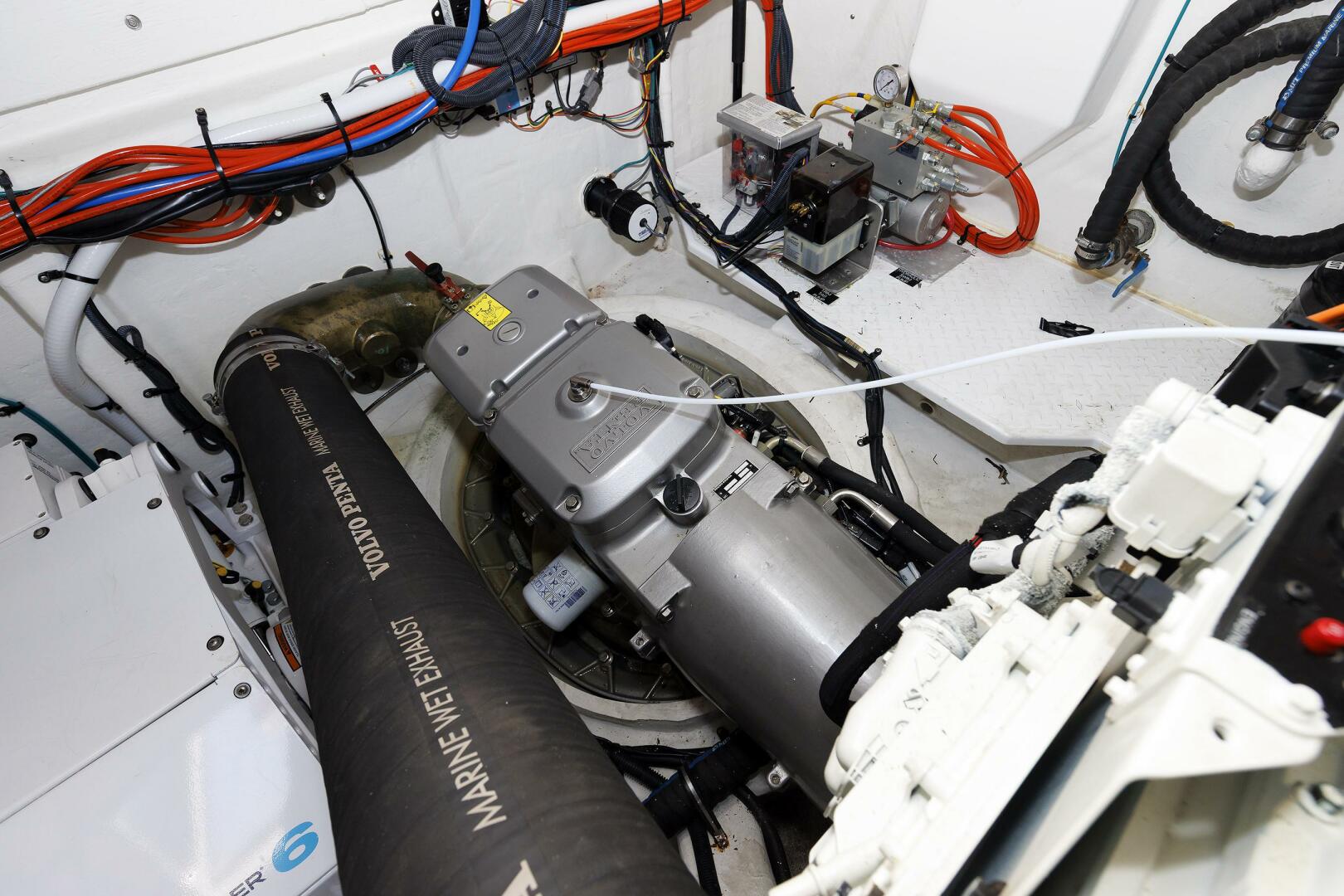 Cruisers Yachts 2021-Wicked Nauti Danvers-Massachusetts-United States-Engine   Port IPS-5482726 | Thumbnail