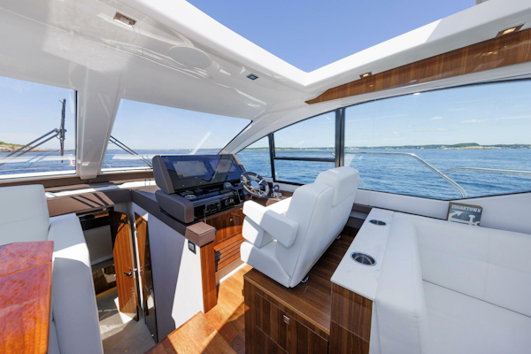 Cruisers Yachts 2021-Wicked Nauti Danvers-Massachusetts-United States-Salon-5482695