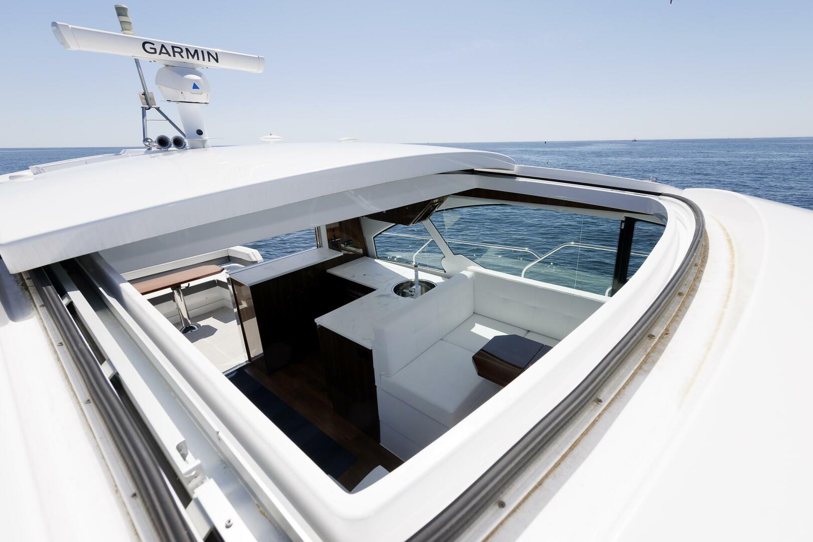 Cruisers Yachts 2021-Wicked Nauti Danvers-Massachusetts-United States-Sunroof-5482723 | Thumbnail