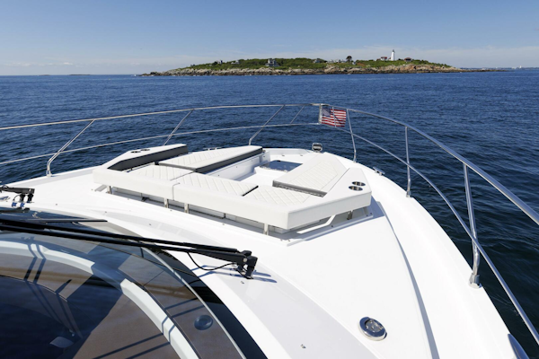 Cruisers Yachts 2021-Wicked Nauti Danvers-Massachusetts-United States-Foredeck-5482717