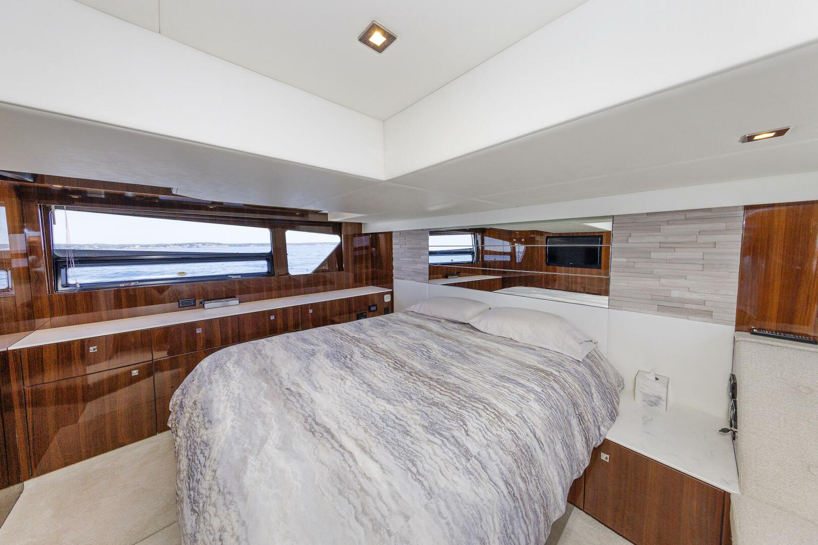 Cruisers Yachts 2021-Wicked Nauti Danvers-Massachusetts-United States-Primary Berth-5482700 | Thumbnail