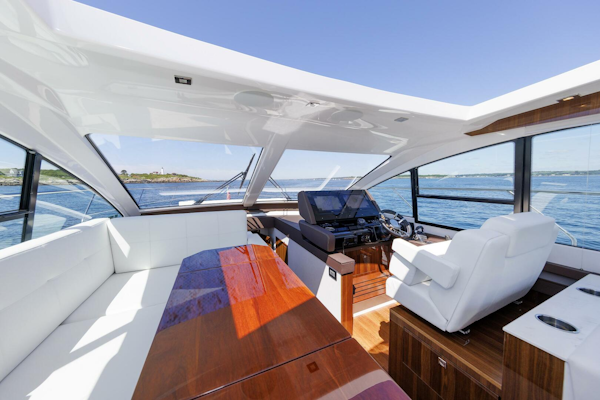 Cruisers Yachts 2021-Wicked Nauti Danvers-Massachusetts-United States-Salon-5482694