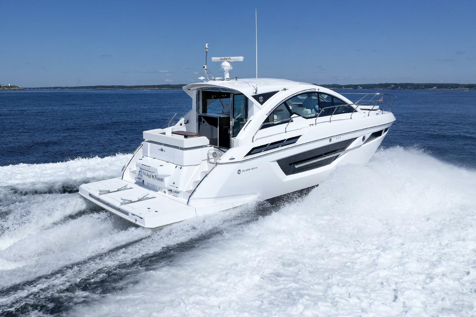 Cruisers Yachts 2021-Wicked Nauti Danvers-Massachusetts-United States-Running   Transom-5482673 | Thumbnail