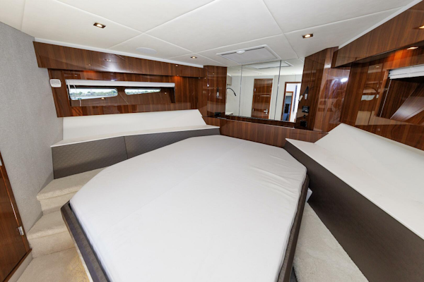 Cruisers Yachts 2021-Wicked Nauti Danvers-Massachusetts-United States-VIP Berth-5482707