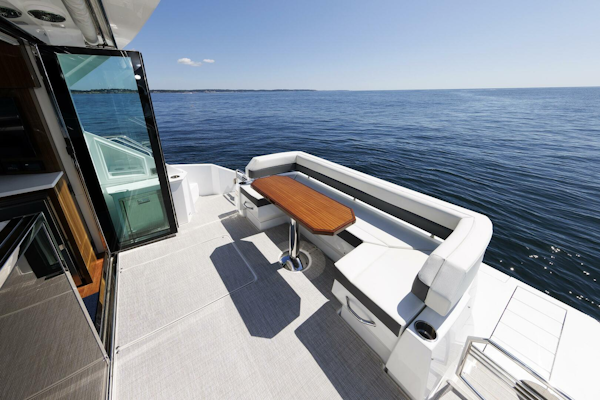 Cruisers Yachts 2021-Wicked Nauti Danvers-Massachusetts-United States-Cockpit-5482684