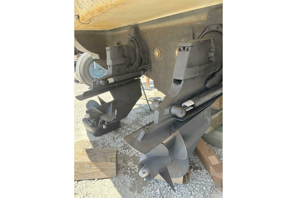 Rinker-342 Fiesta Vee 2002 -Little River-South Carolina-United States-5640386