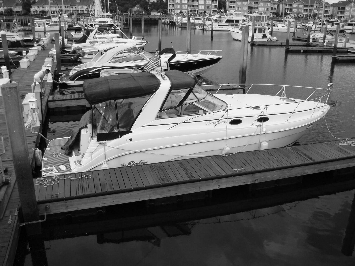 Rinker-342 Fiesta Vee 2002 -Little River-South Carolina-United States-5640382 | Thumbnail