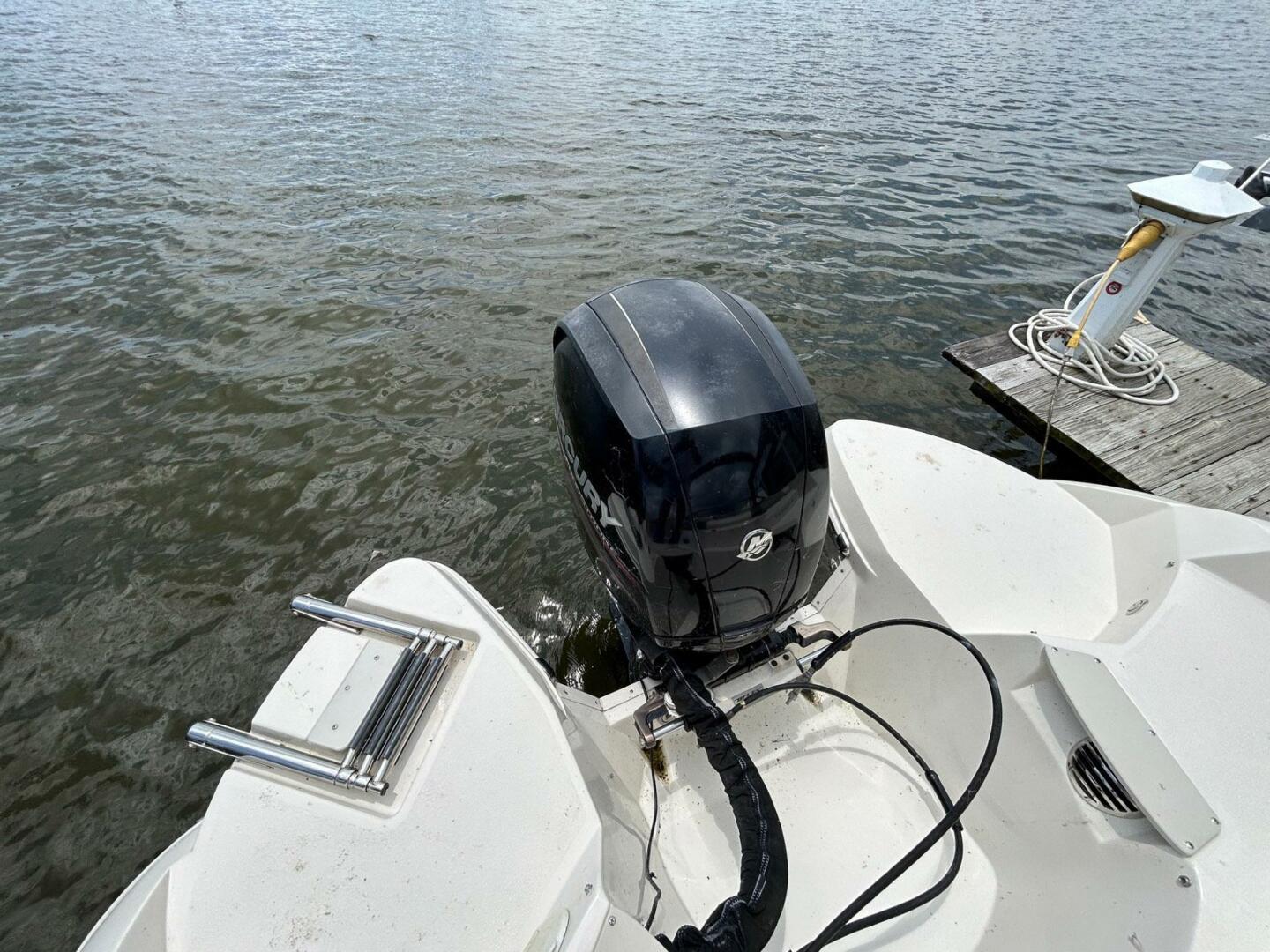 Stingray-234 LR 2013 -Essex-Maryland-United States-5490288 | Thumbnail