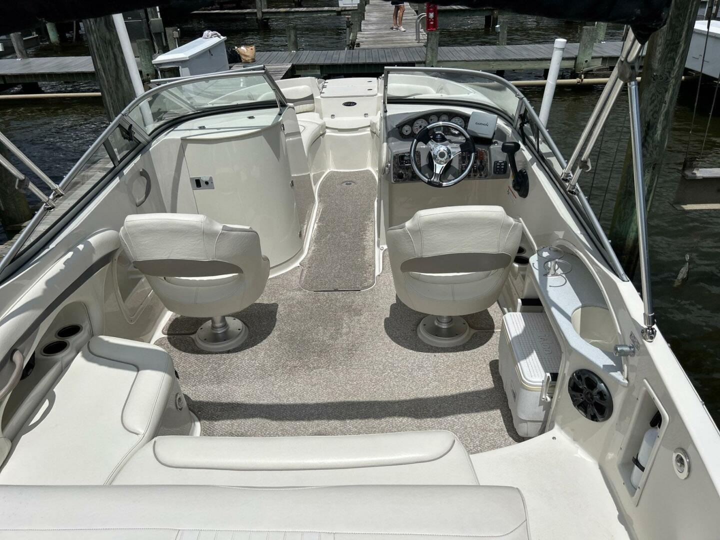 Stingray-234 LR 2013 -Essex-Maryland-United States-5490291 | Thumbnail
