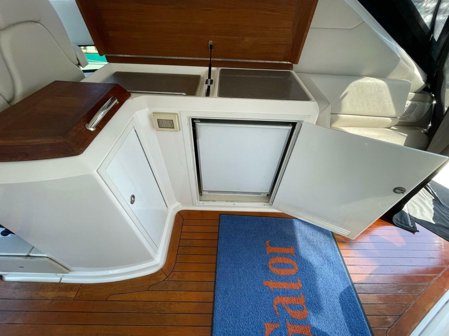 Regal-5260 Sport Coupe 2009-Navygator Jacksonville Beach-Florida-United States-Regal 52 Sport Coupe  Helm Deck-5494301 | Thumbnail